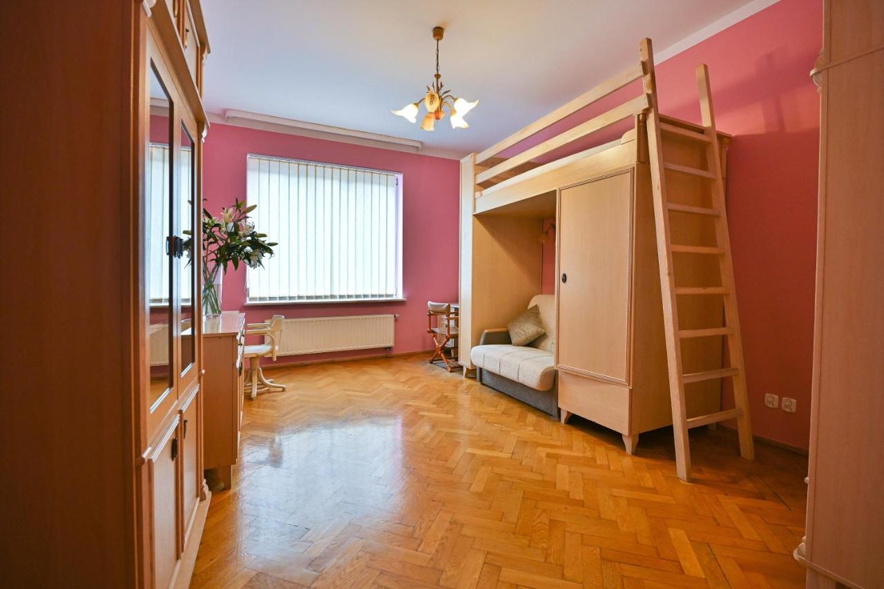 Apartamenty Kamienica Kazimierz คราคูฟ ภายนอก รูปภาพ