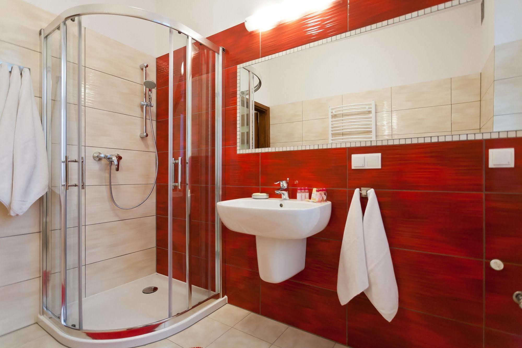 Apartamenty Kamienica Kazimierz คราคูฟ ภายนอก รูปภาพ